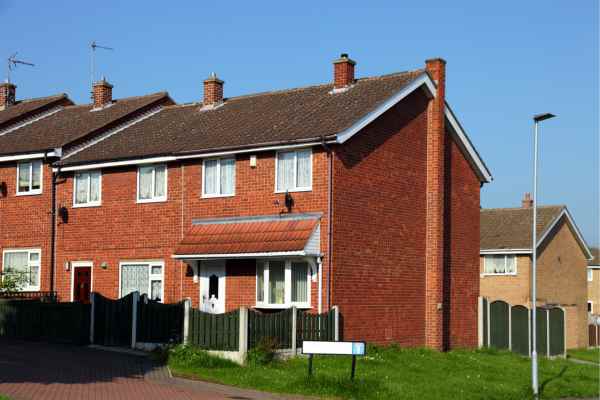 Can I Alter The Party Wall Surveyor? - A Crucial Guide From Faulkner Surveyors 3 Do you want to change the party wall surveyor you are using? Get the best results from Faulkners Sittingbourne NOW!